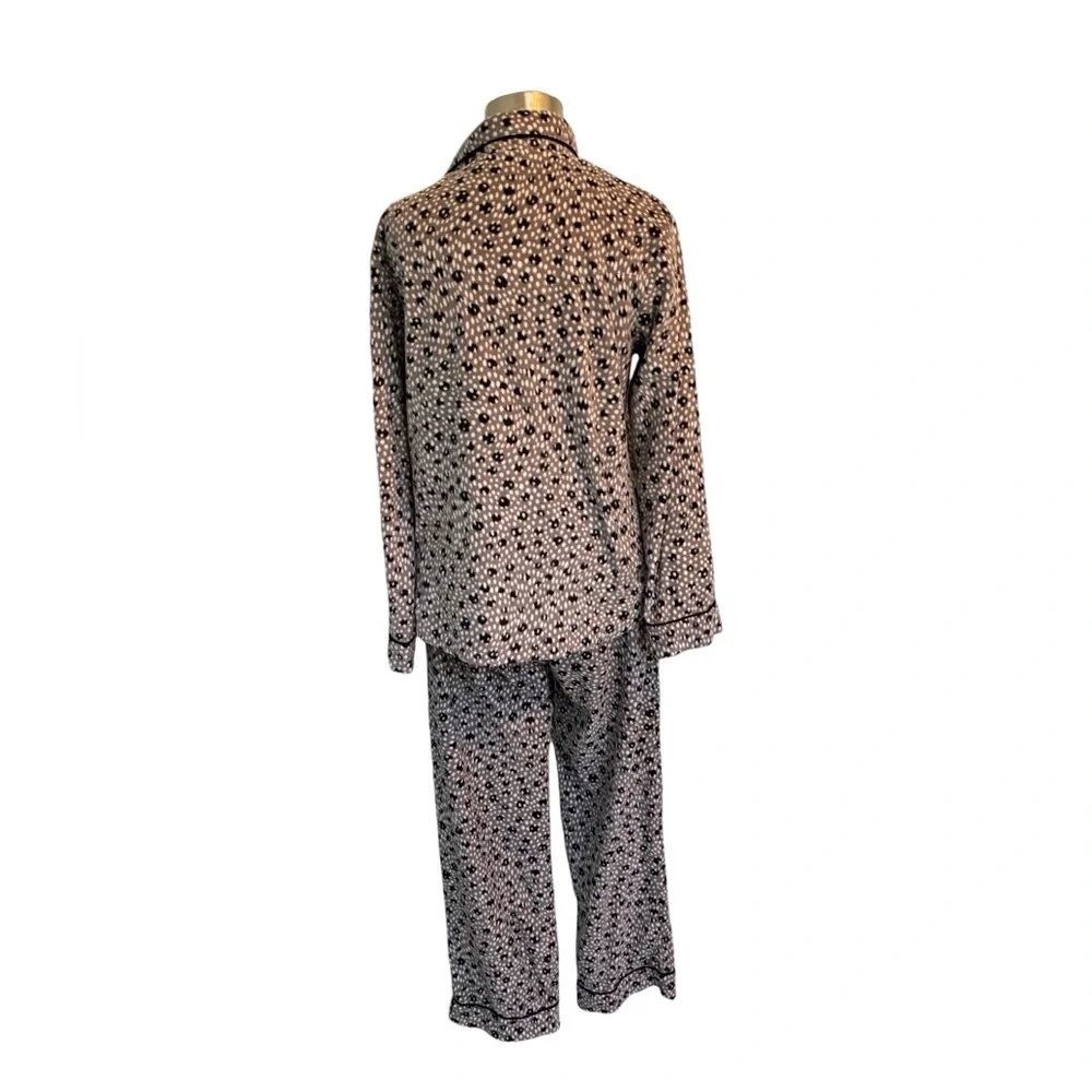 DKNY 2 piece fleece pajama set